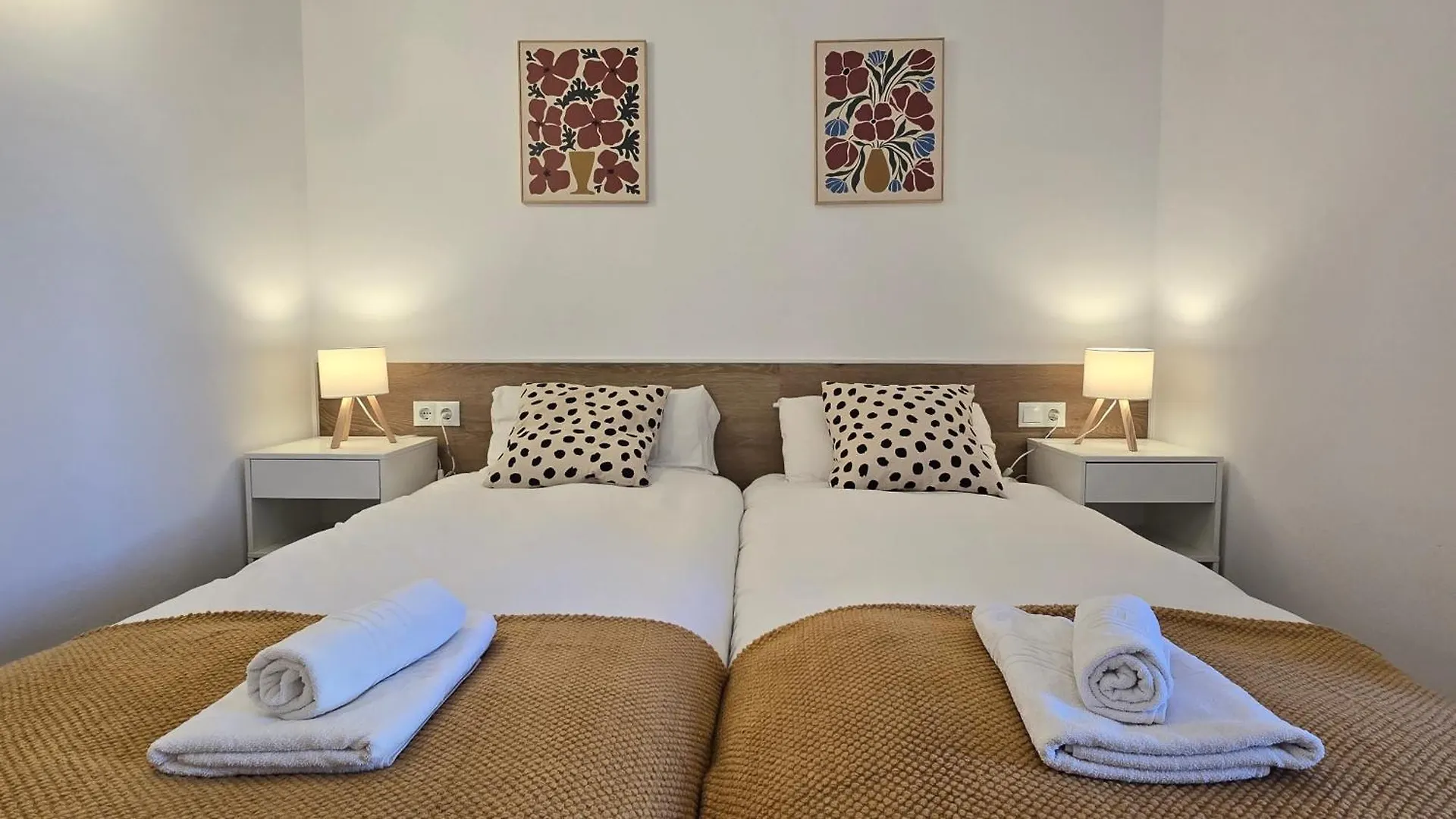 Opening Doors Monumental Apartment Barcelona
