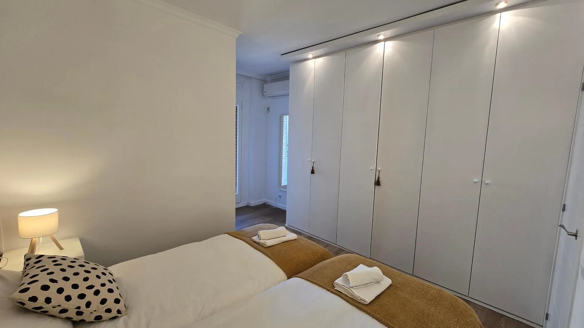 Opening Doors Monumental Apartment Barcelona