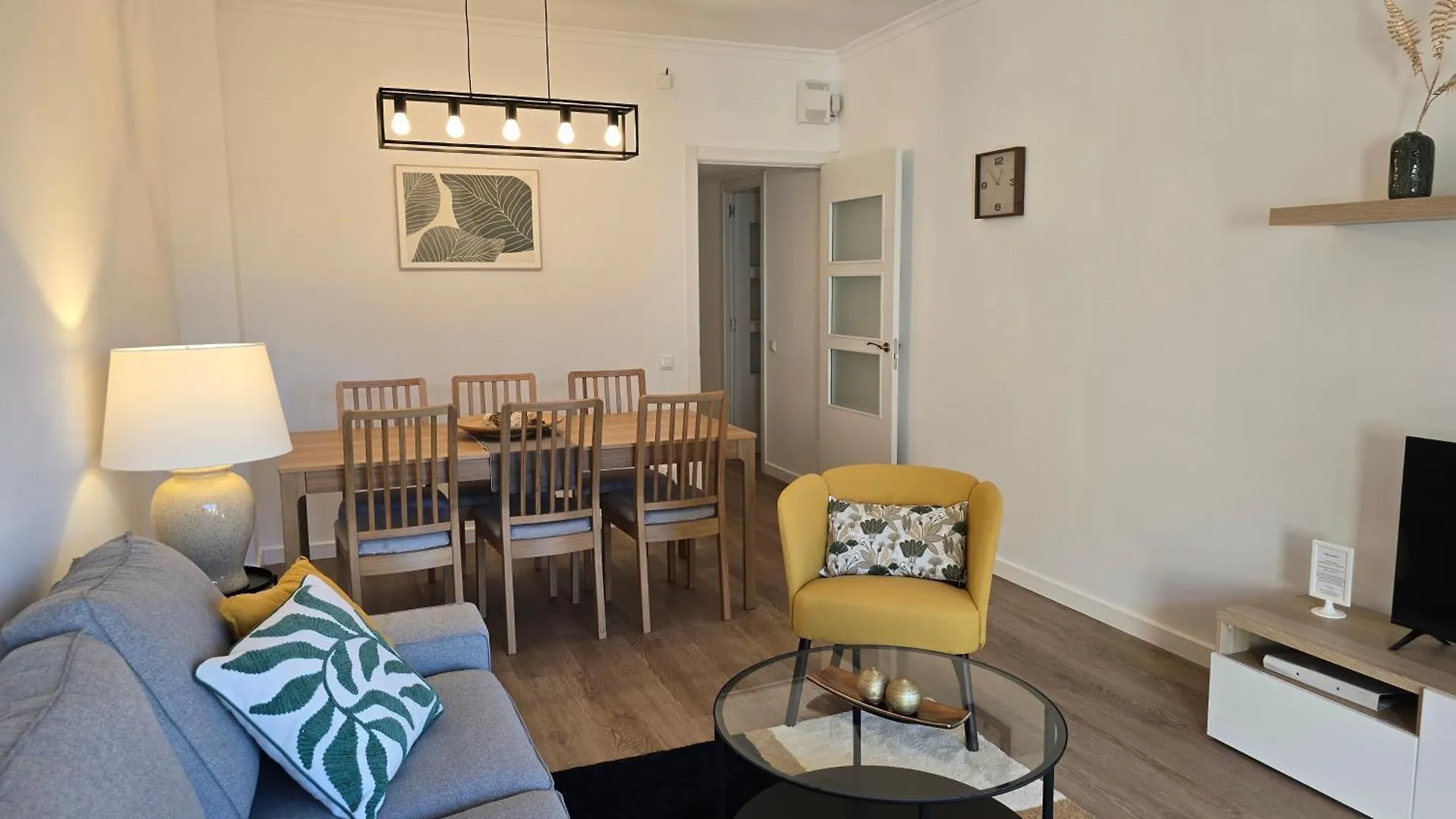 Opening Doors Monumental Apartment Barcelona